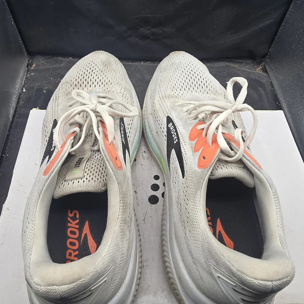 Brooks‎ White and Orange Running Shoes